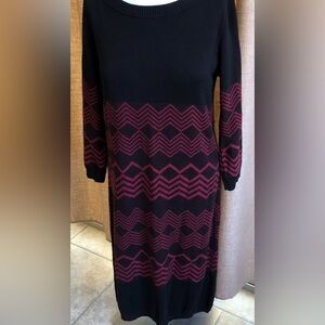 Nurture Sweater Dress In Black And Red Size S Perfect For Fall Wear